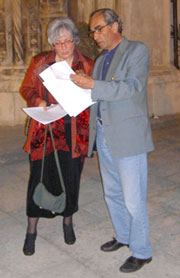 Christine Gampl und Paolo, der Leiter der Banda